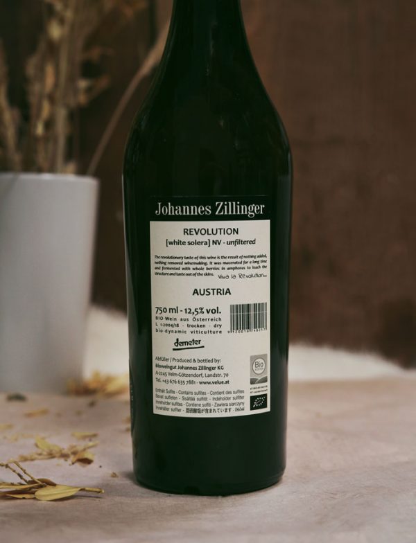 REVOLUTION White Solera vin naturel blanc Johannes Zillinger 2